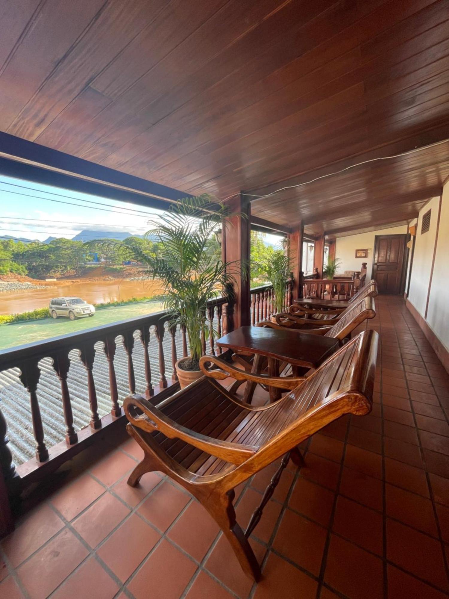 Luang Prabang - Villa Ouis Namkhan Riverside 2 מראה חיצוני תמונה
