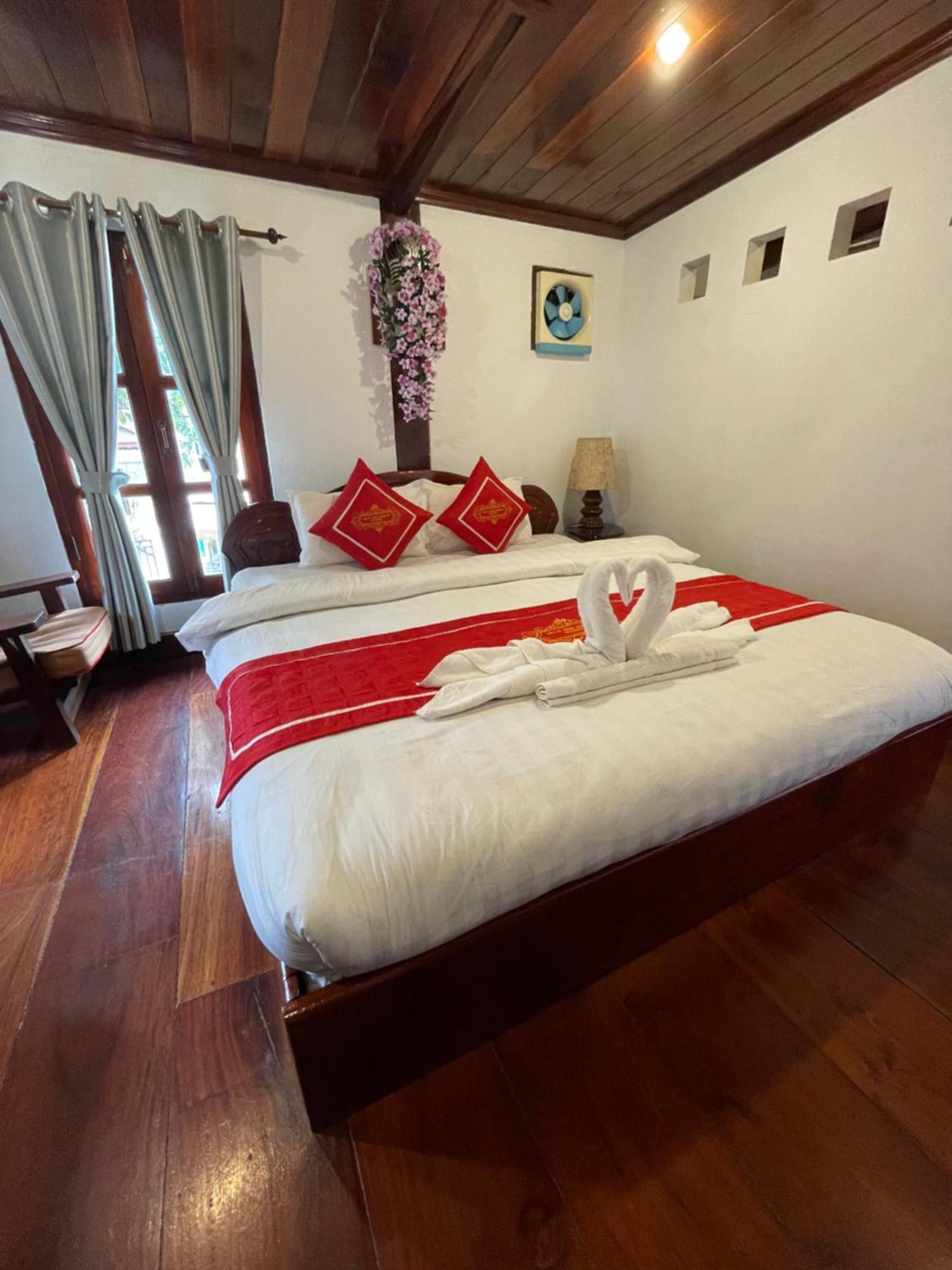 Luang Prabang - Villa Ouis Namkhan Riverside 2 מראה חיצוני תמונה