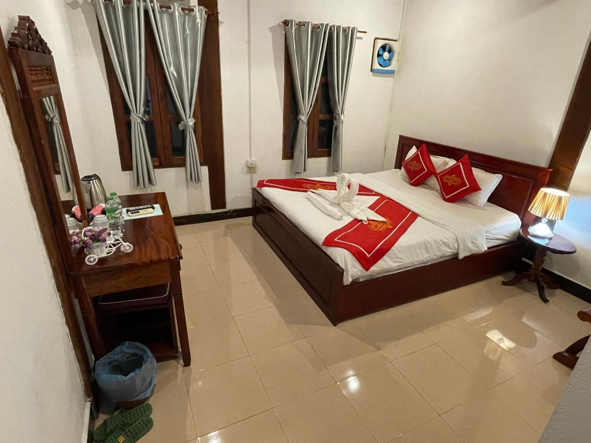 Luang Prabang - Villa Ouis Namkhan Riverside 2 מראה חיצוני תמונה