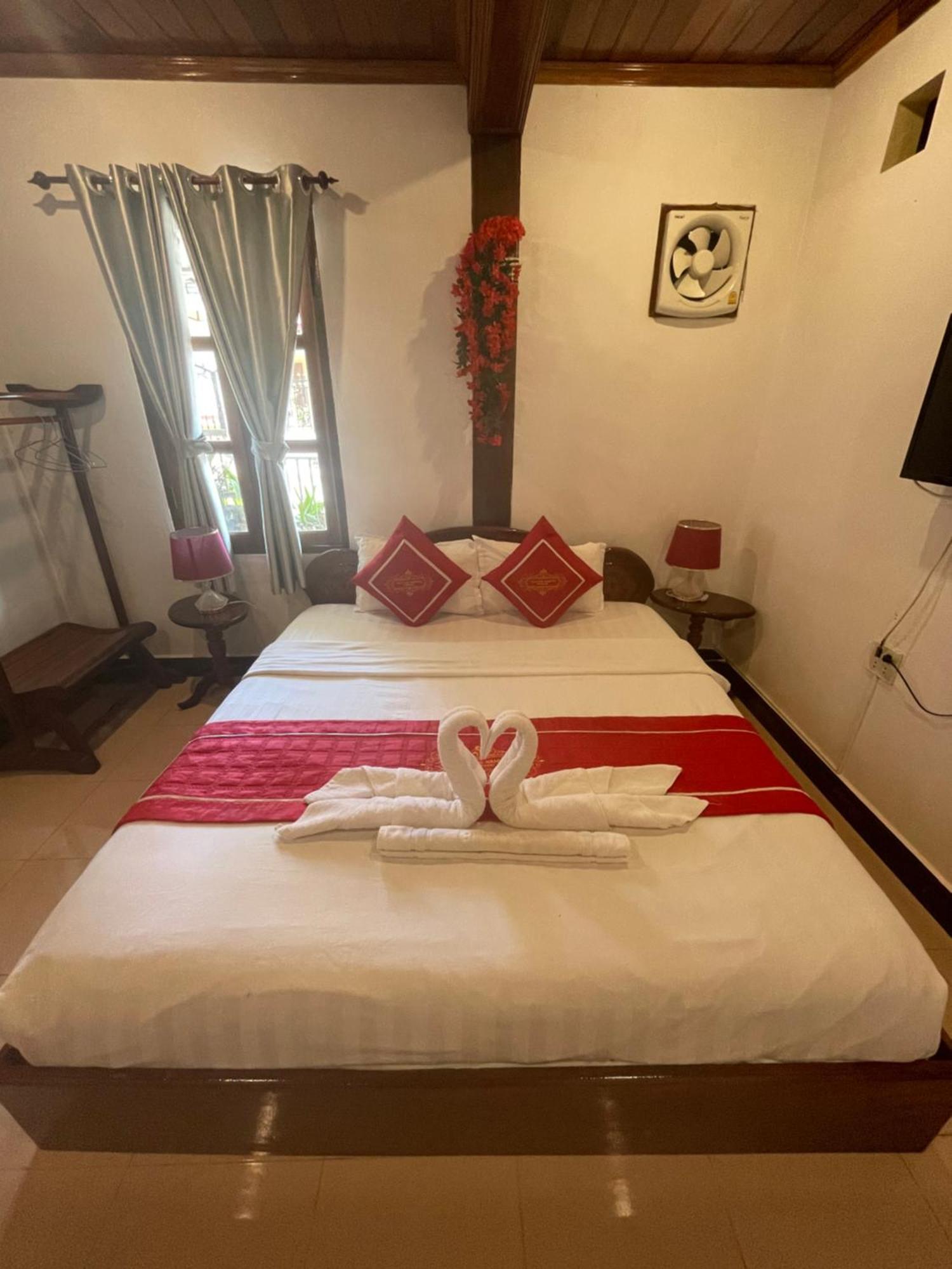 Luang Prabang - Villa Ouis Namkhan Riverside 2 מראה חיצוני תמונה