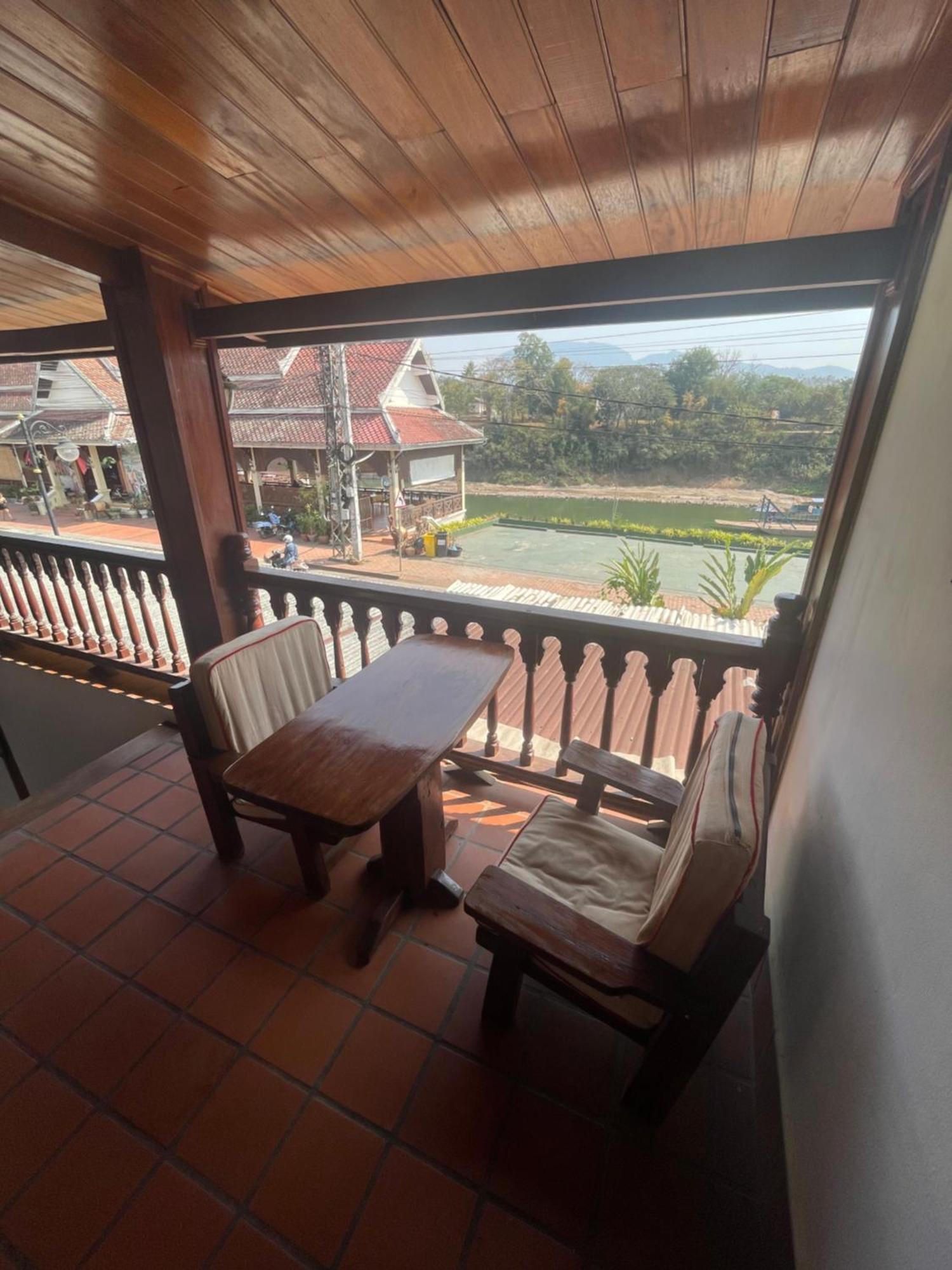 Luang Prabang - Villa Ouis Namkhan Riverside 2 מראה חיצוני תמונה