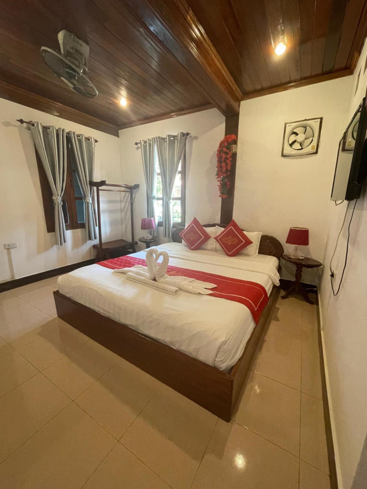 Luang Prabang - Villa Ouis Namkhan Riverside 2 מראה חיצוני תמונה