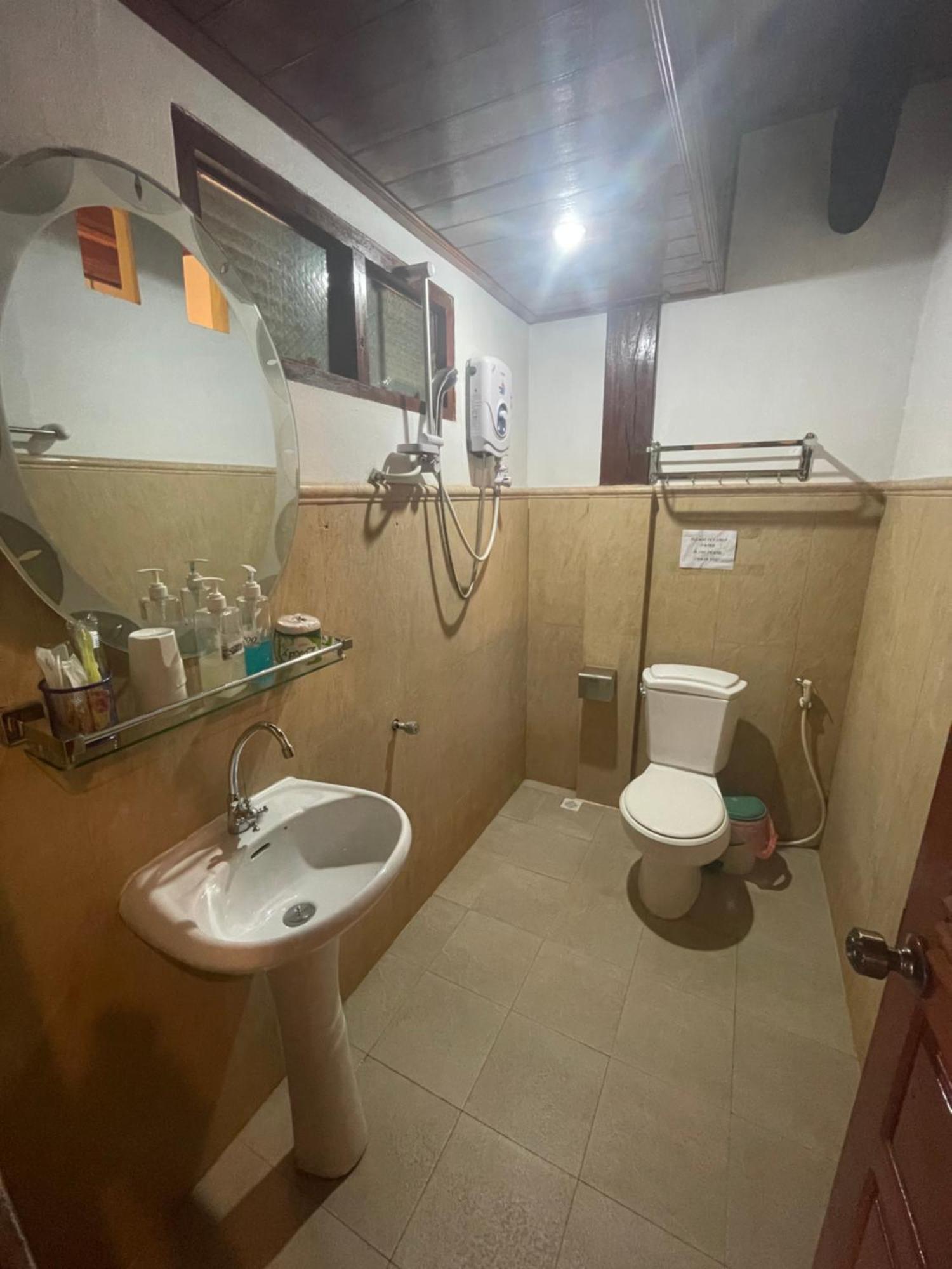 Luang Prabang - Villa Ouis Namkhan Riverside 2 מראה חיצוני תמונה
