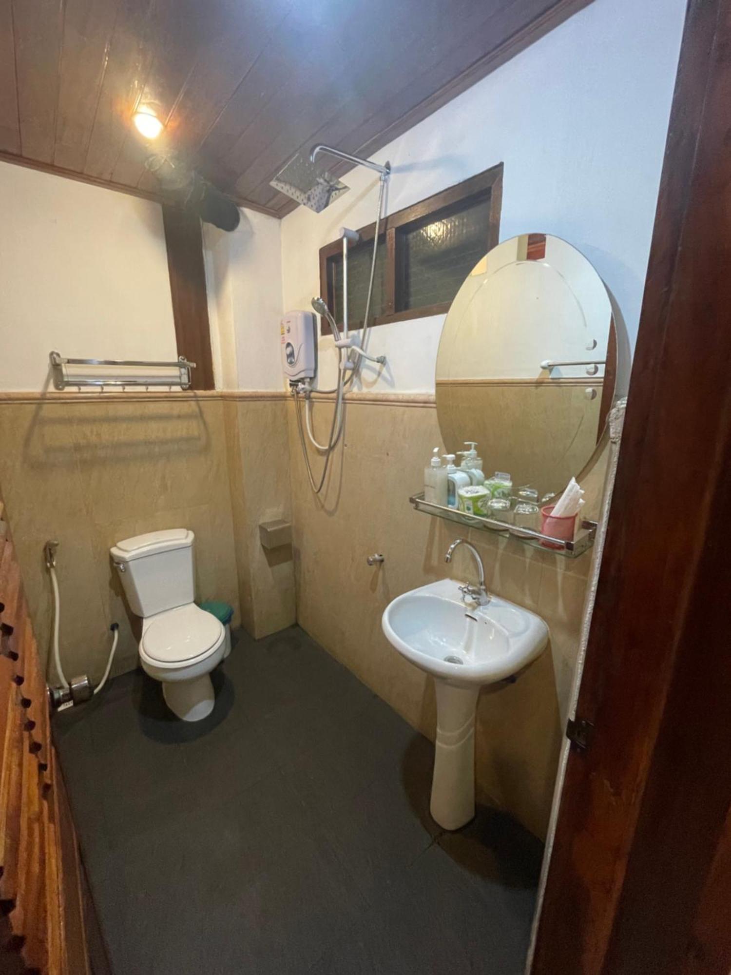 Luang Prabang - Villa Ouis Namkhan Riverside 2 מראה חיצוני תמונה